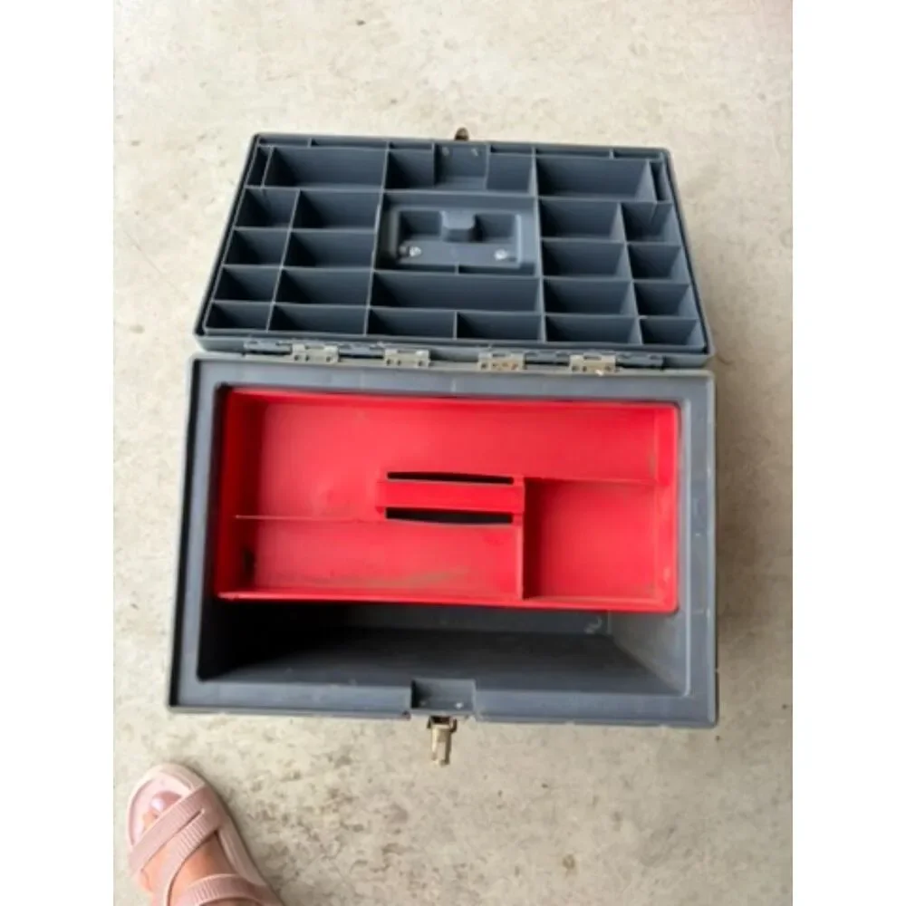 stack on - lockable step up tool box